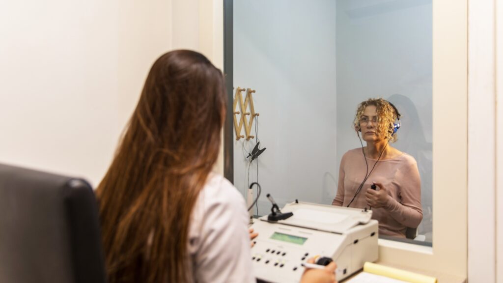 Exame de audiometria
